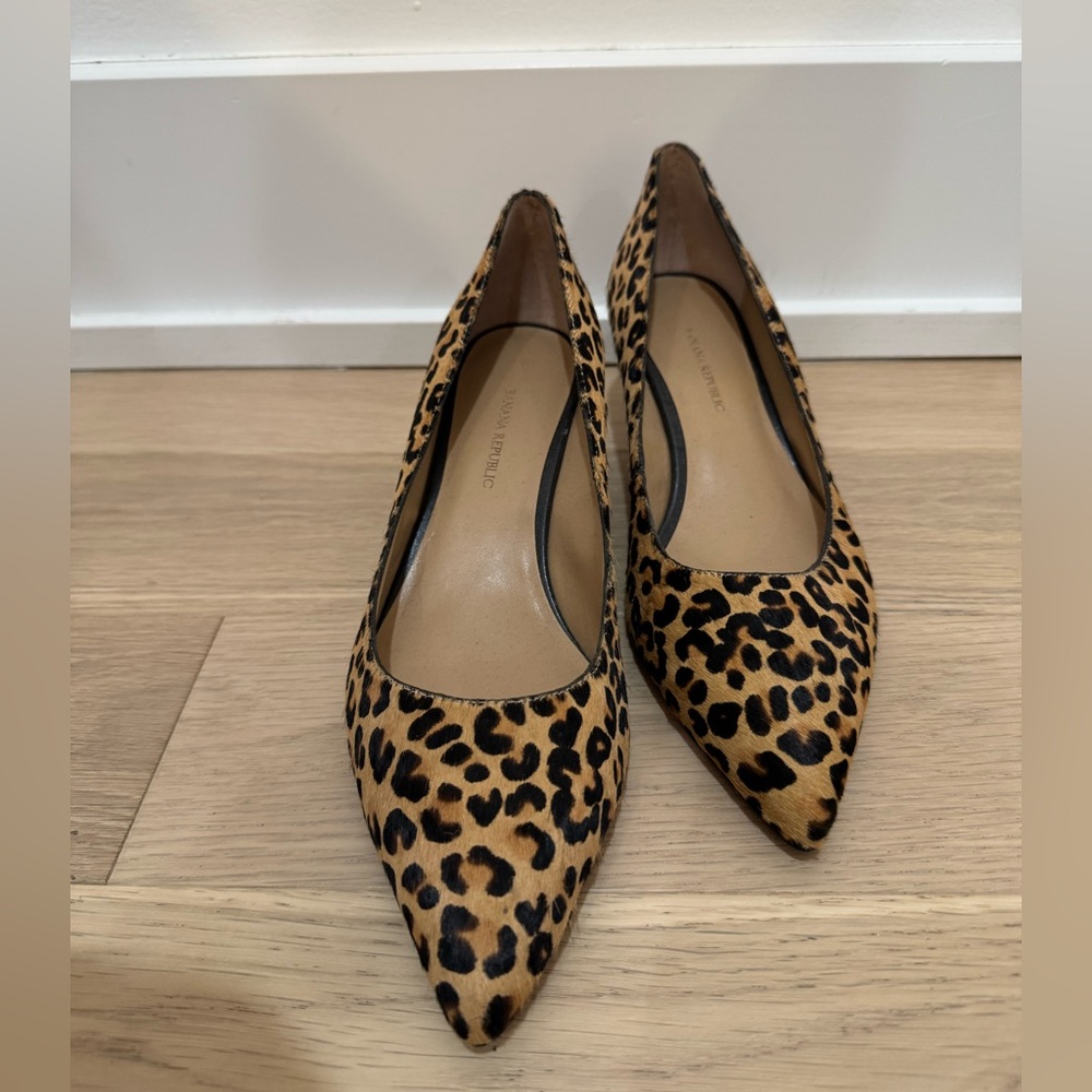 Banana Republic leopard fur pumps, 7.5 - Picture 3 of 5